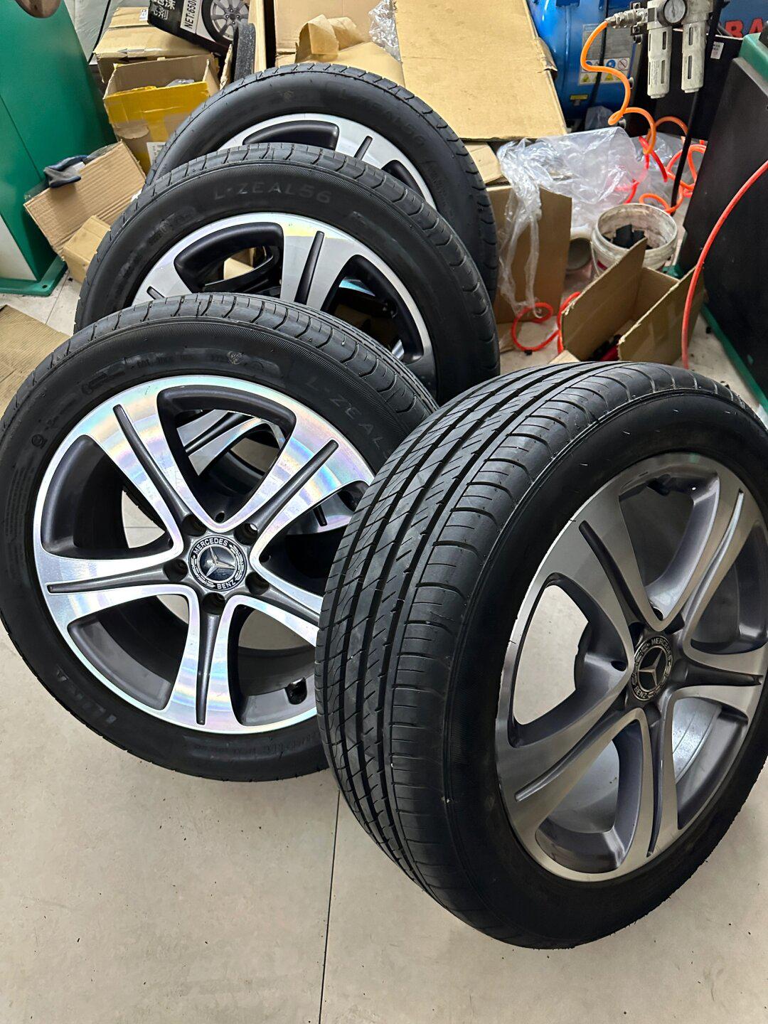 19寸奔驰轮毂带胎