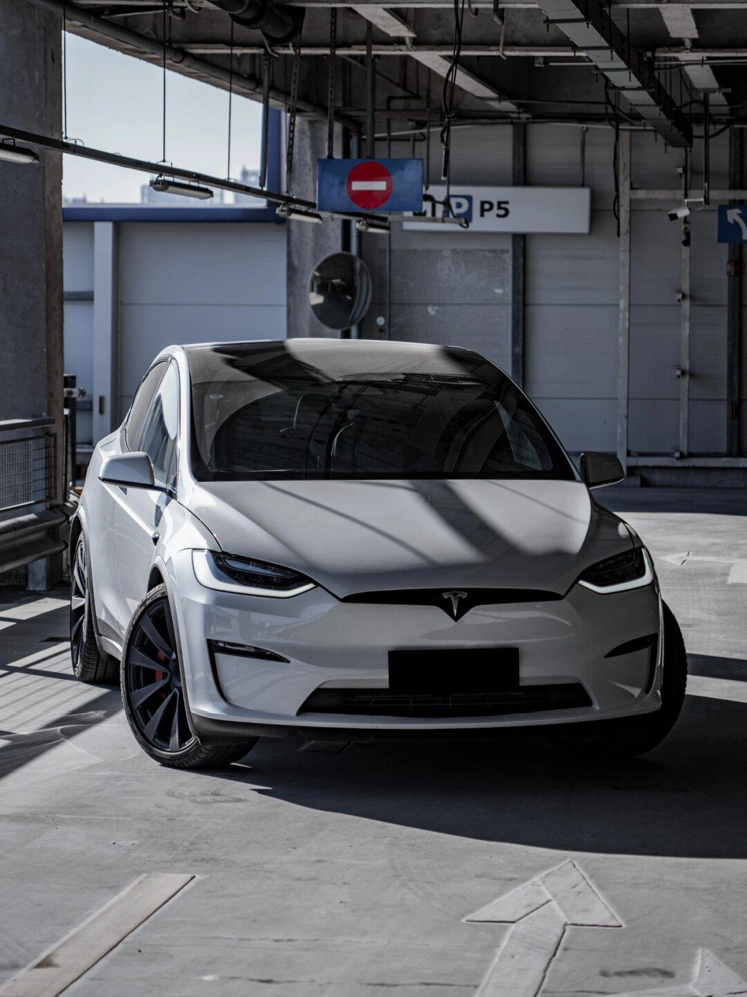 未来的驾驶方式|model x plaid