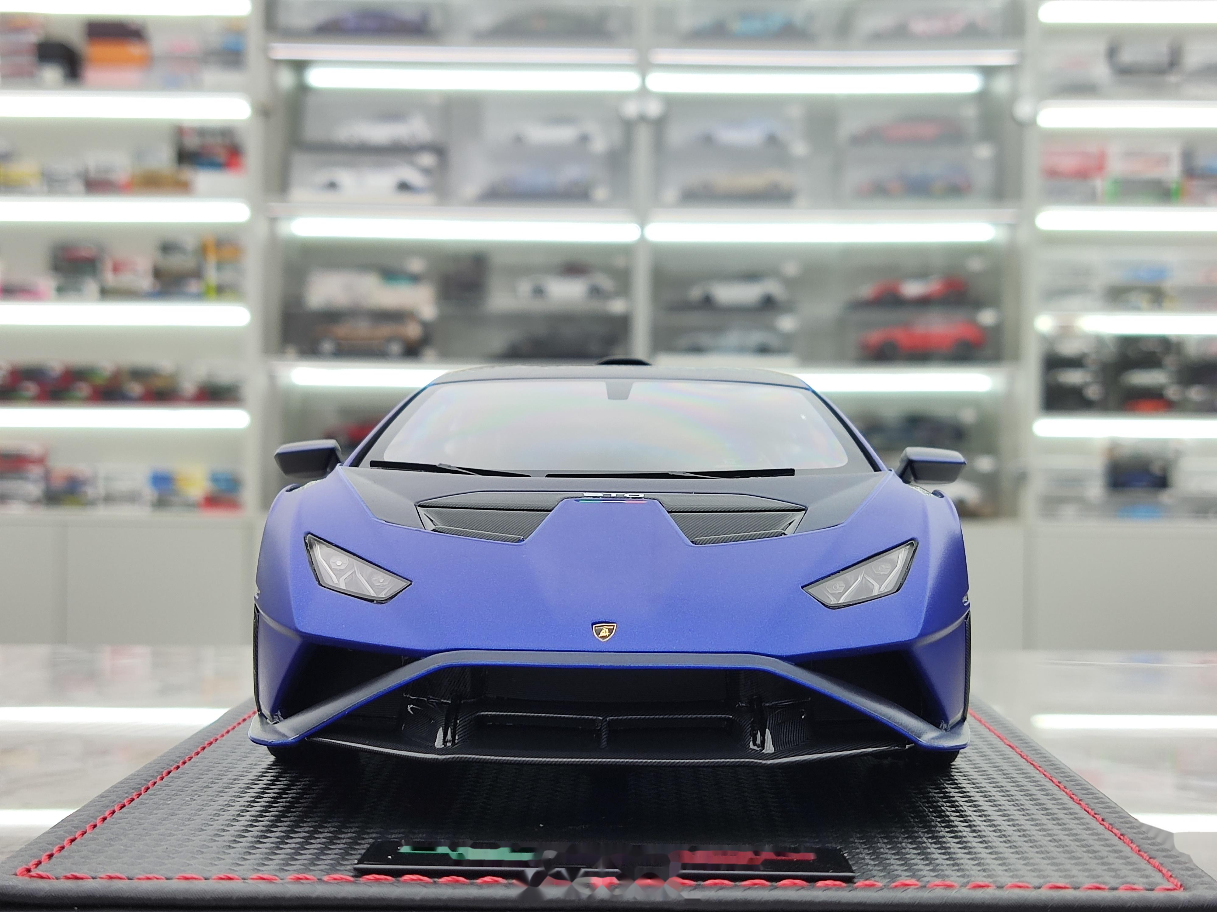 mr118兰博基尼huracansto60周年纪念版硬顶哑光蓝