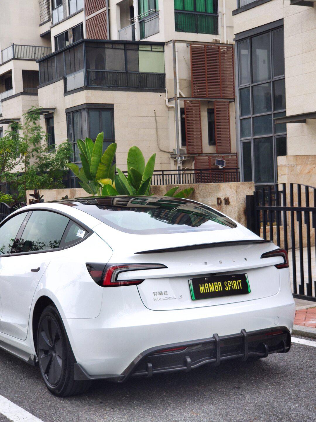 特斯拉model3焕新版碳纤维小包围前唇后唇侧裙尾翼