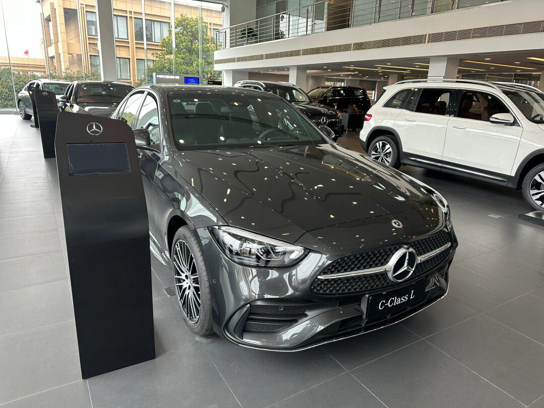奔驰2024款c级轿车,豪华新纪元🌟"_奔驰c级社区_易车社区