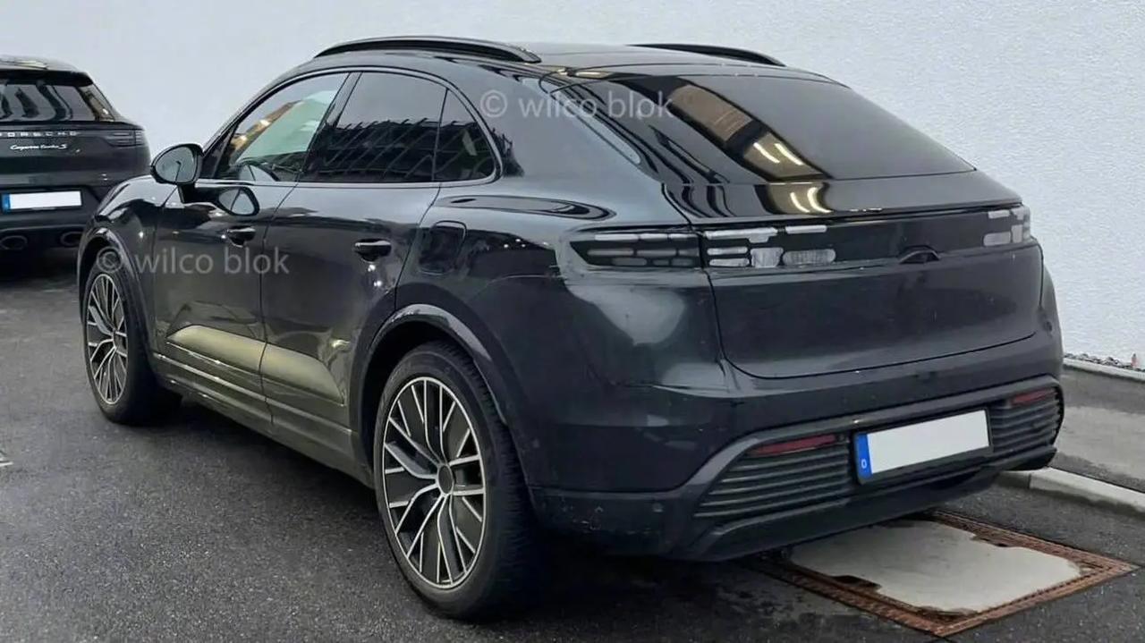 保时捷macanev无伪谍照图曝光基于ppe平台打造