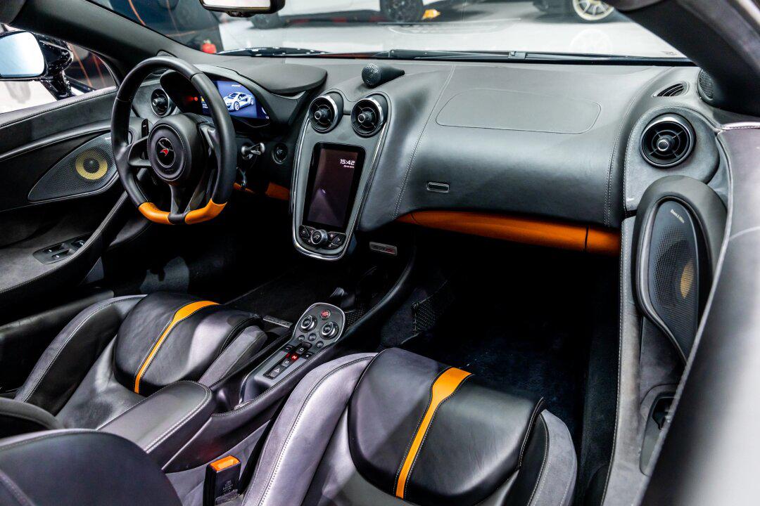 18年4月上牌,原车主,2000多迈凯伦570s在售