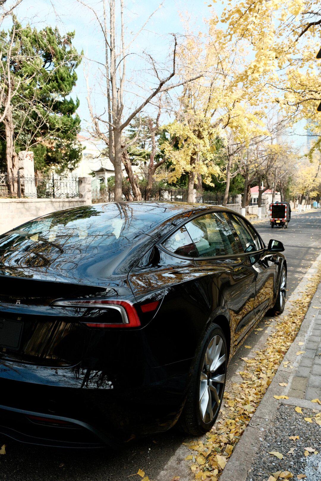 泰酷辣!建议所以黑车贴这个隐形车衣!