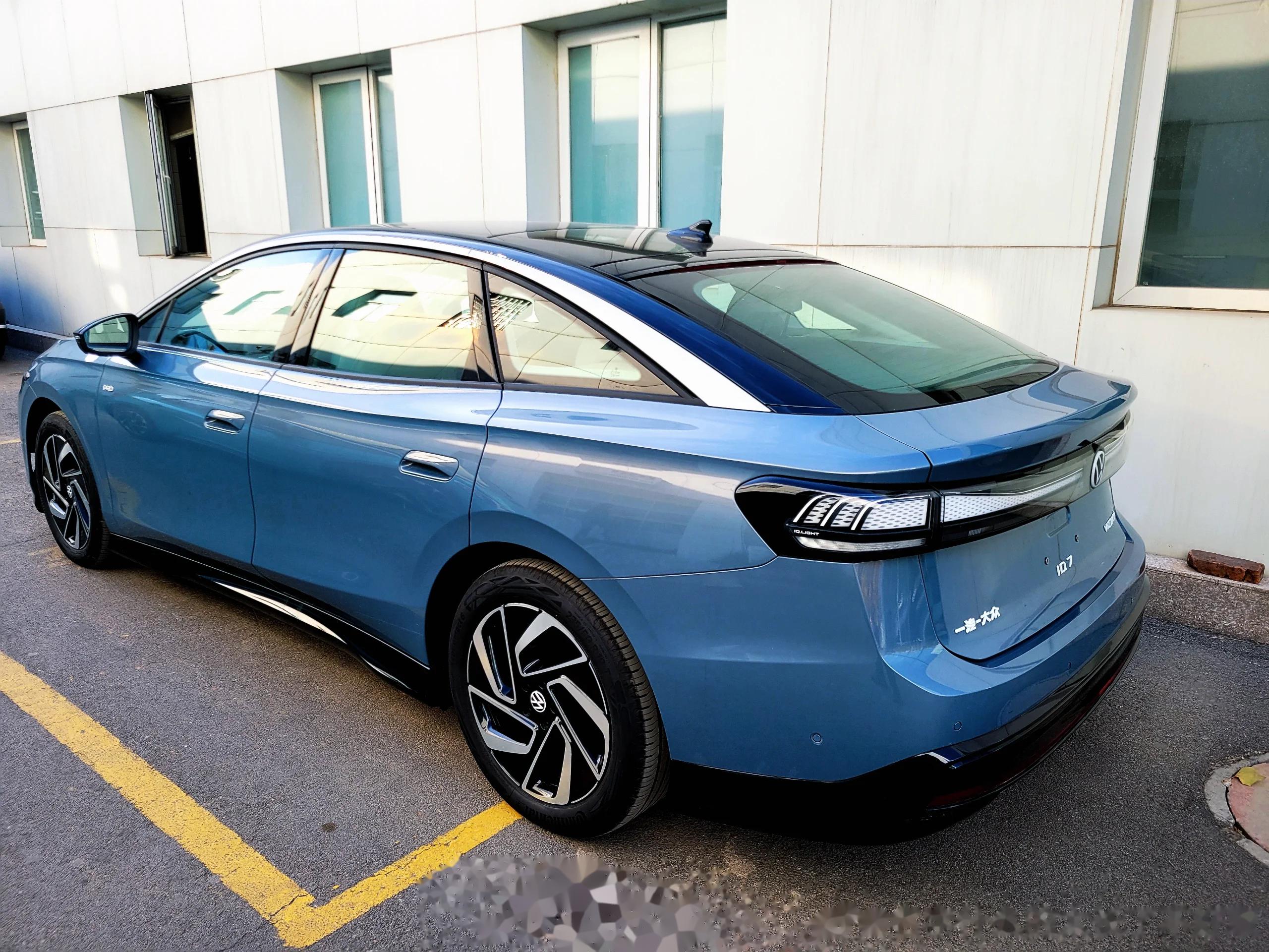 id.7 vizzion的静谧性确实是非常吸引人的一大特点.