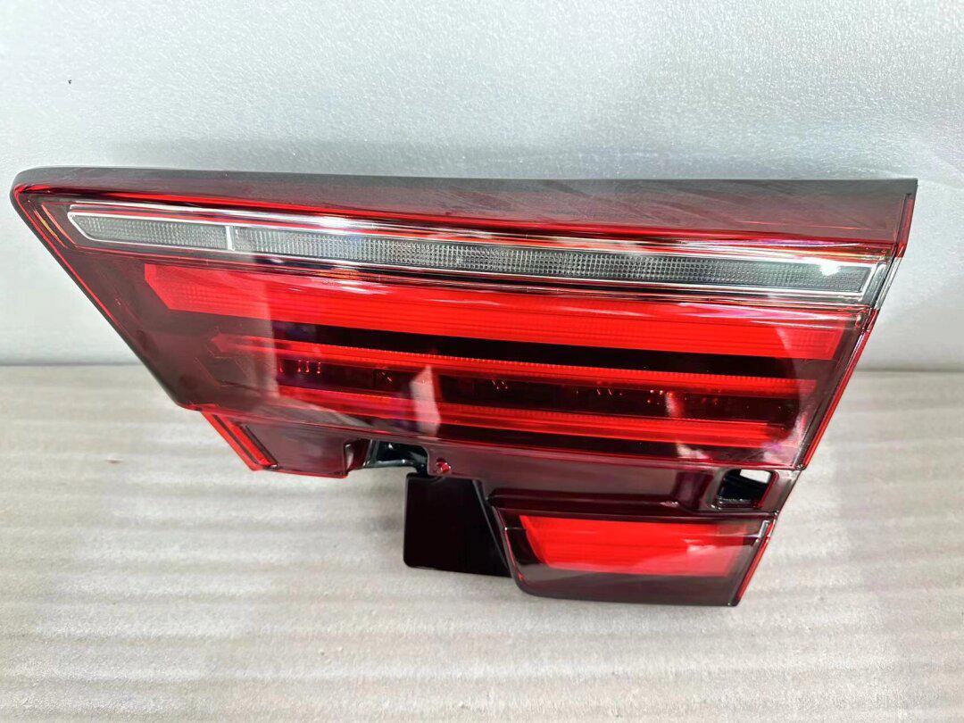 本田冠道urv后尾灯刹车灯转向倒车灯