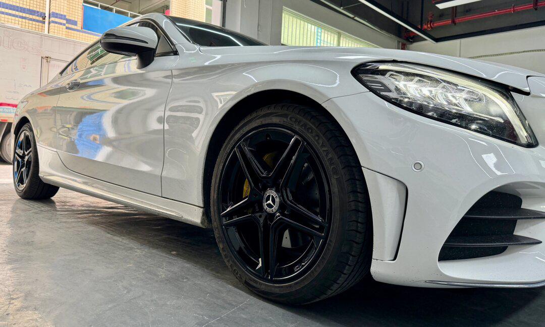 奔驰c coupe五角星原车轮毂磕碰刮蹭修复