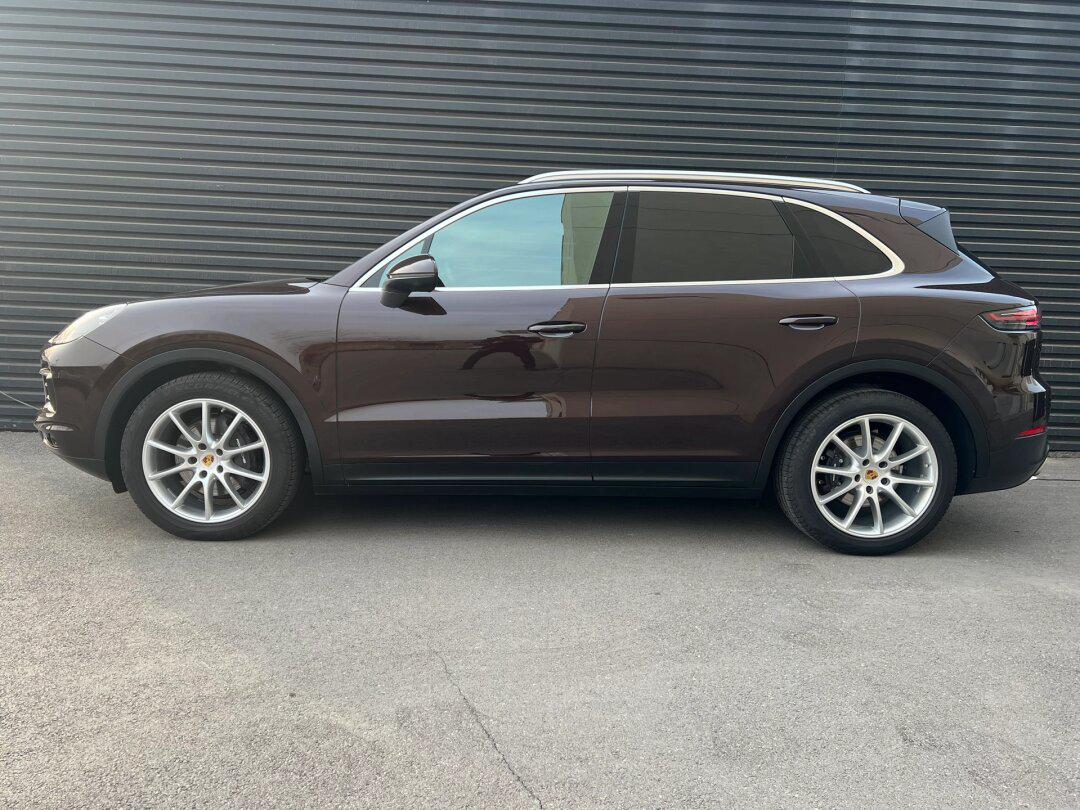保时捷cayenne桃红木