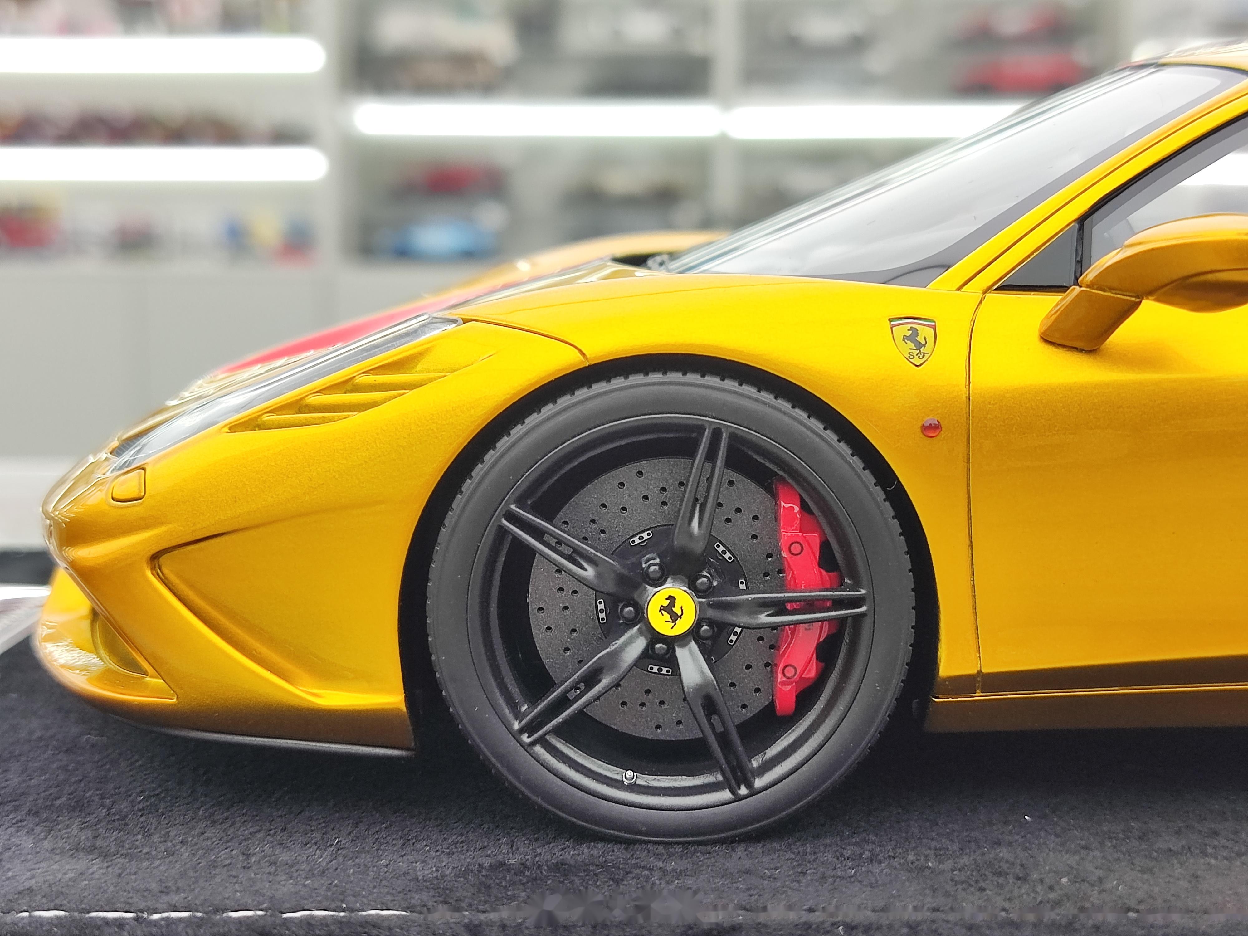 hh 1/18 法拉利 458 speciale 金色