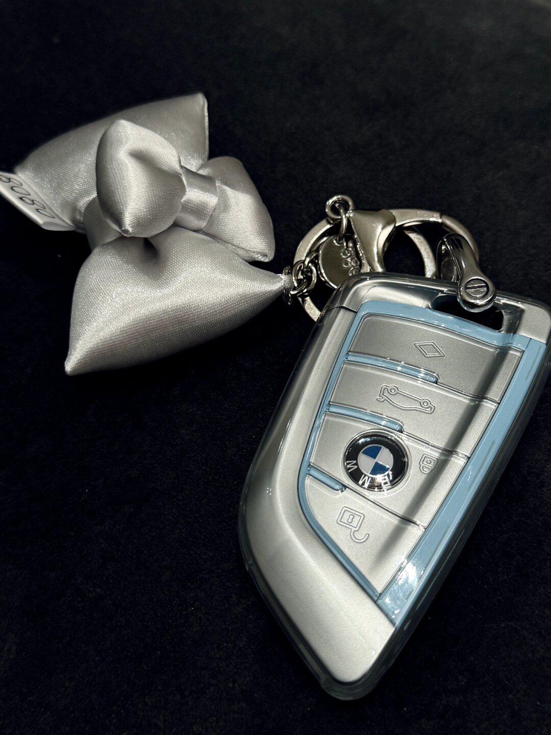 终于搭配上满意的钥匙壳和挂件了!_宝马4系社区_易车社区