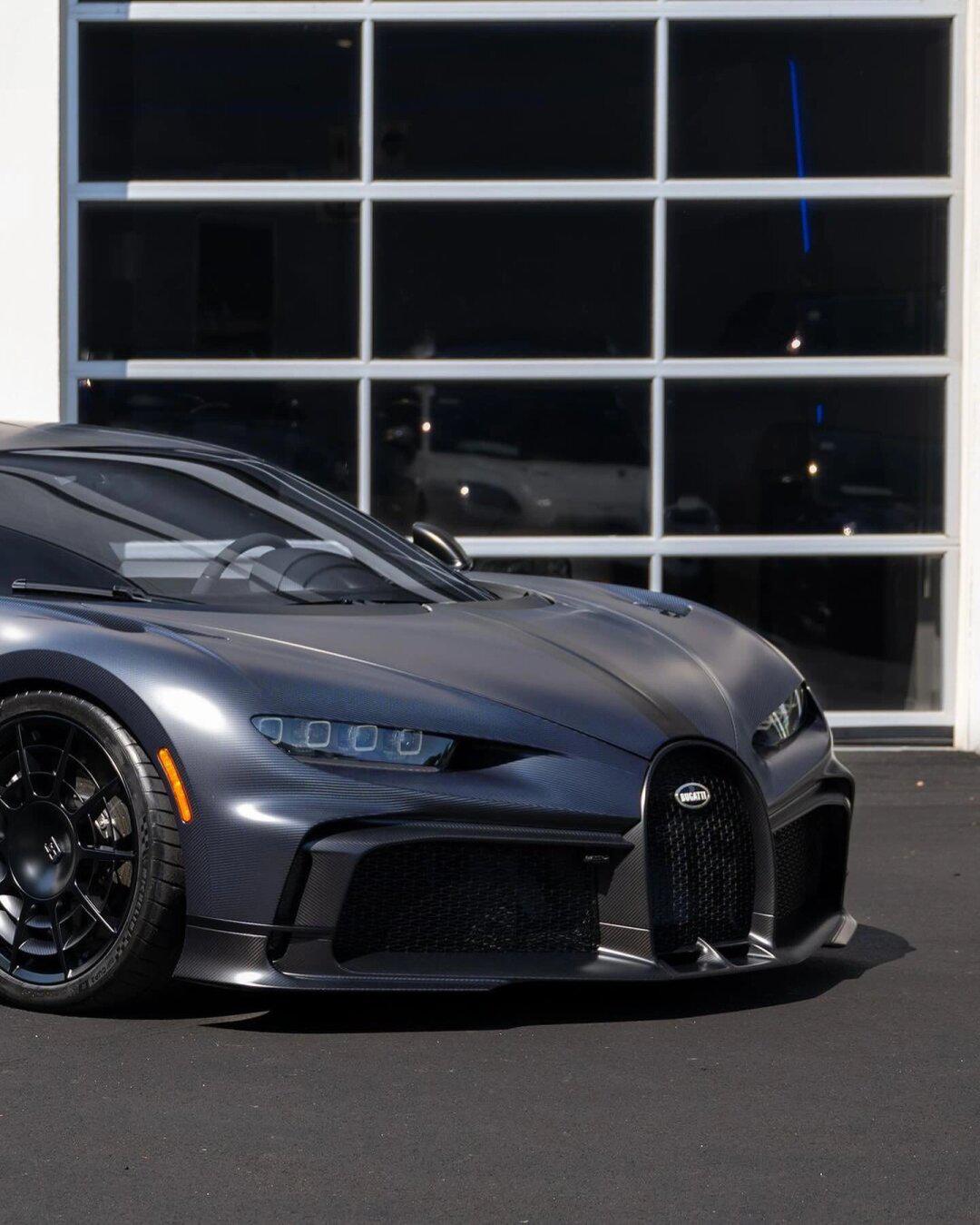 blue carbon chiron pursport 92: @bugatti