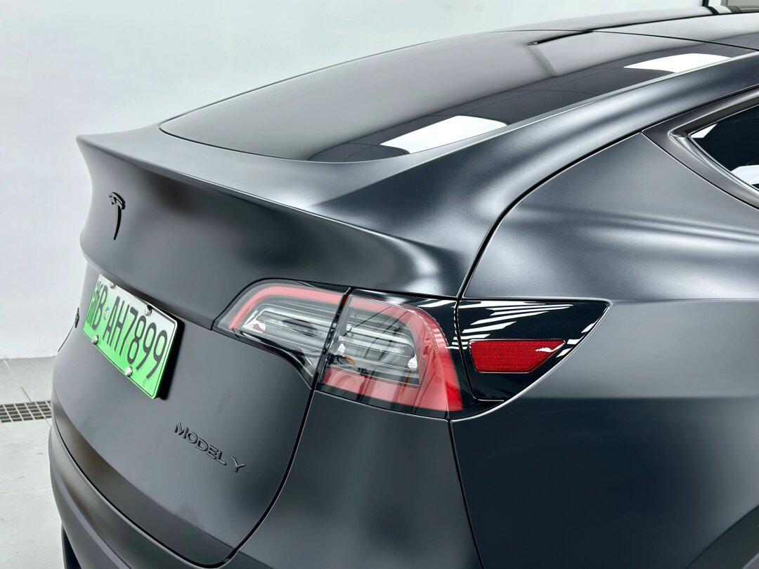 91宁波汽车贴膜 12.19号 特斯拉y 陶瓷黑