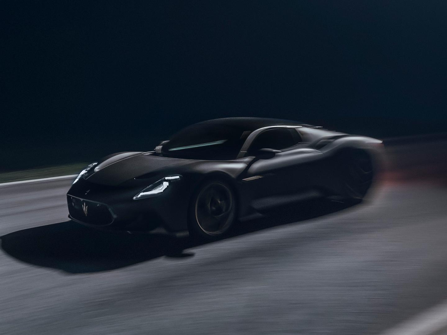 夜深,猛兽苏醒; 无畏之魂,刺破未知之境. 玛莎拉蒂mc20 notte限量版车