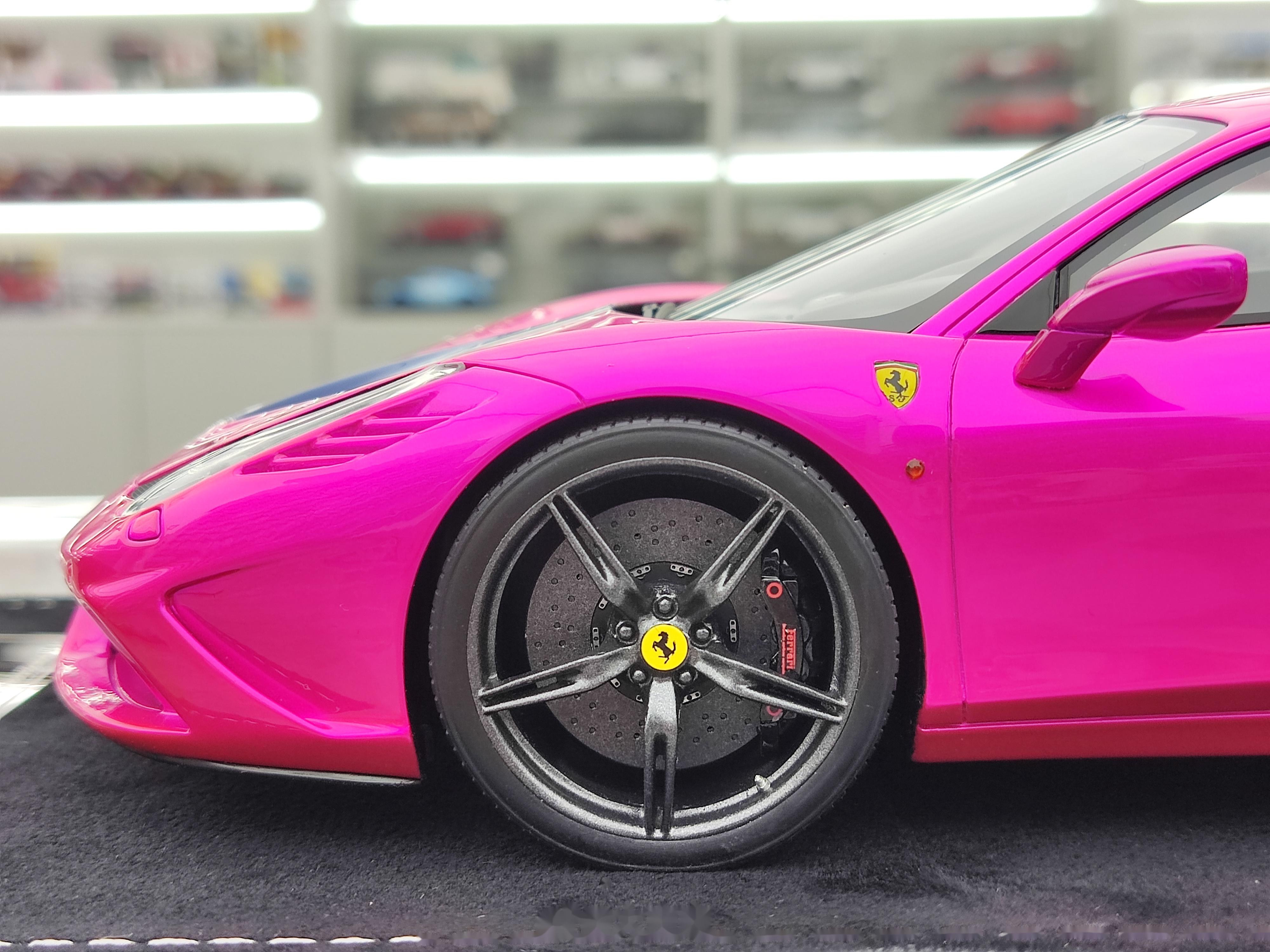 hh 1/18 法拉利 458 speciale 电光粉