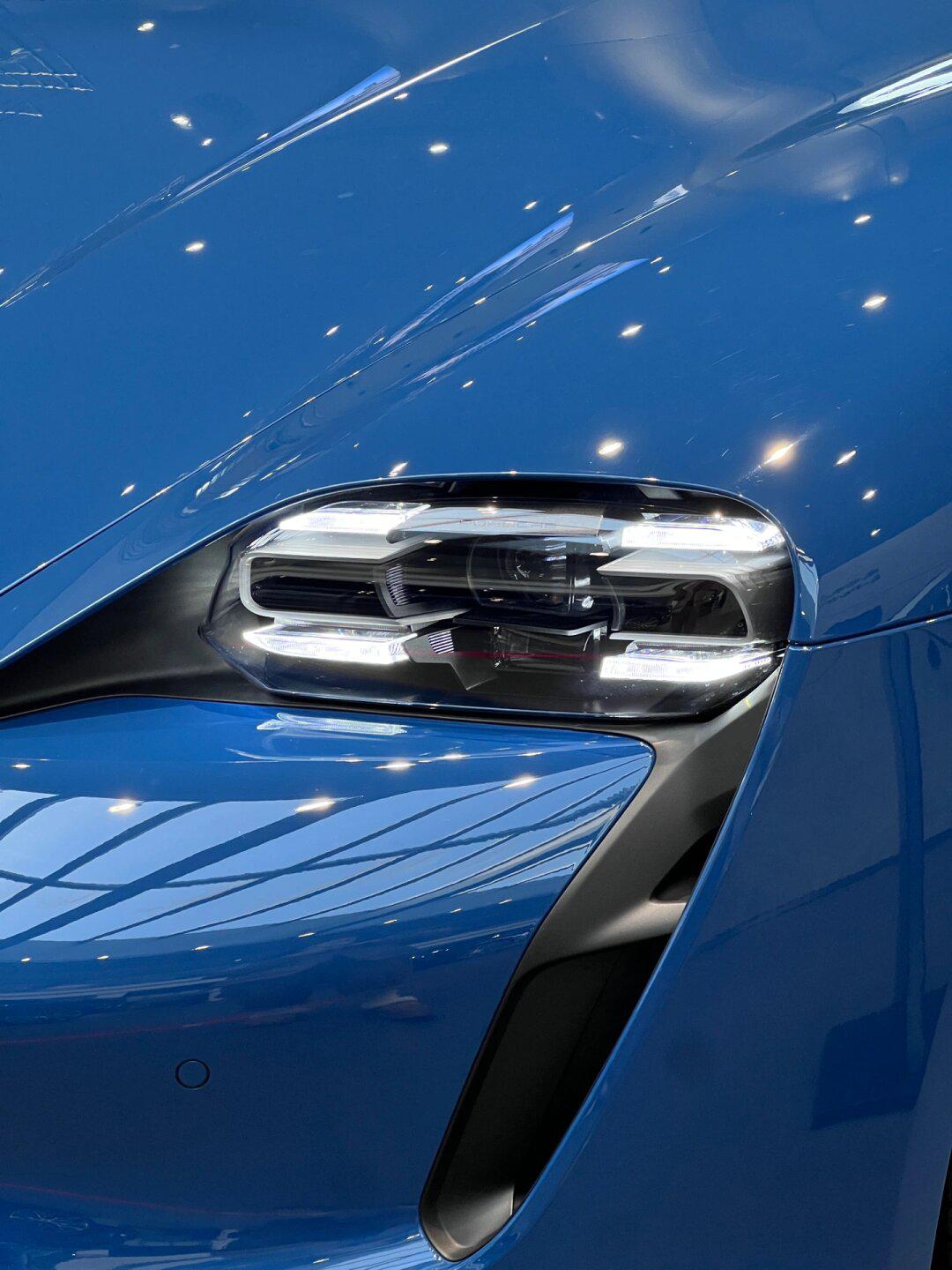 甜酷现车|taycan 97 海王星蓝