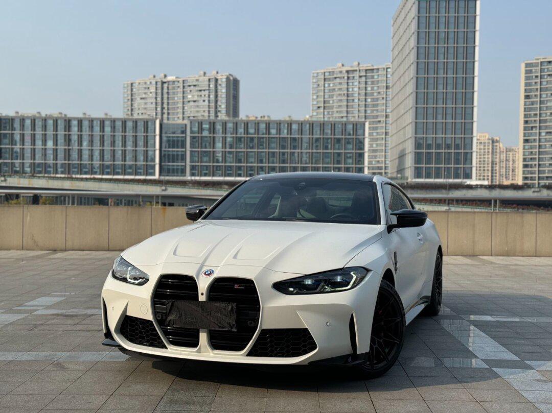 宝马m4 2023款 双门轿跑 m xdrive 雷霆版