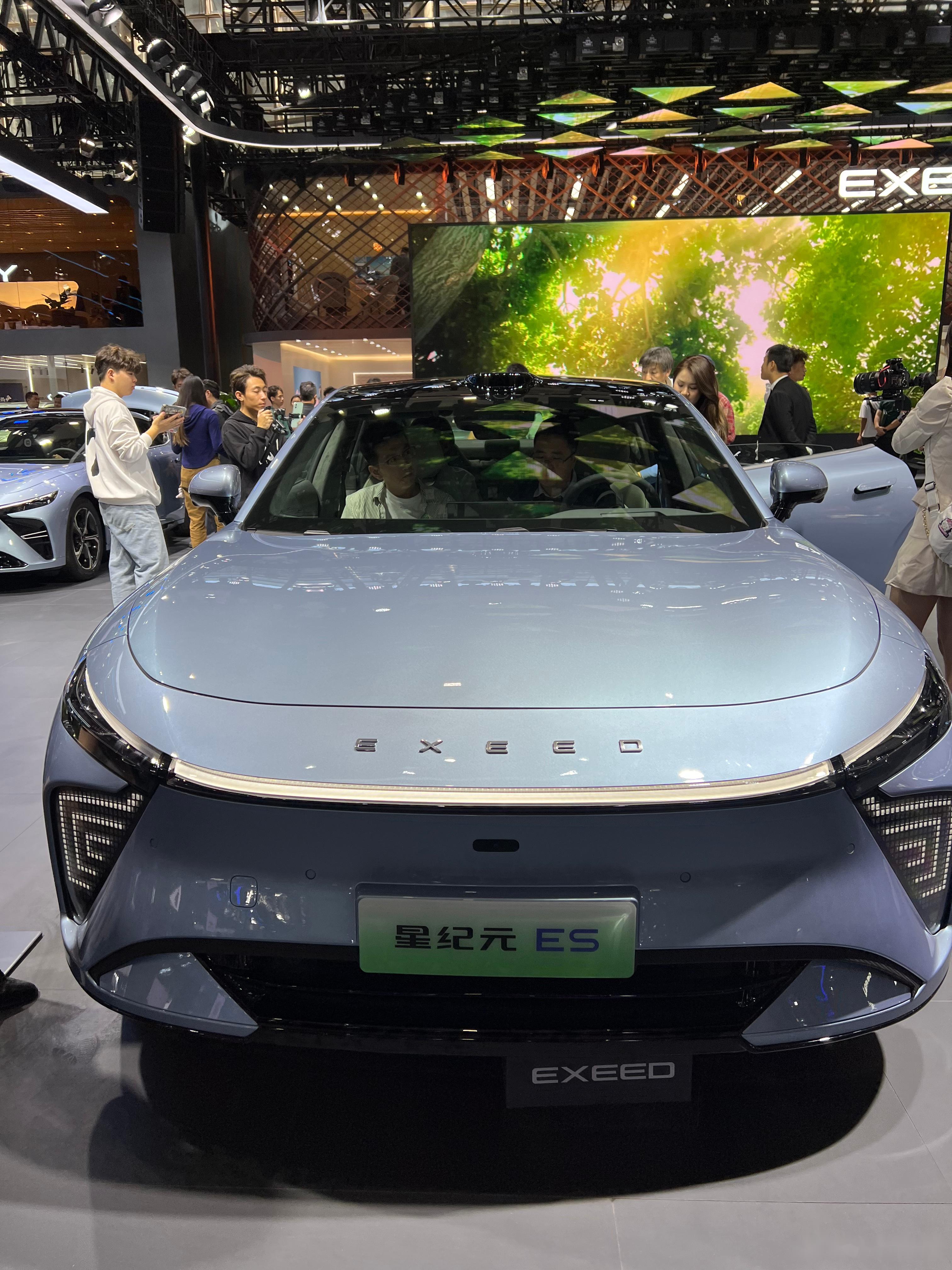 12月20日,星途星纪元es正式上市,售价为22.58万-33.98万元. 整车