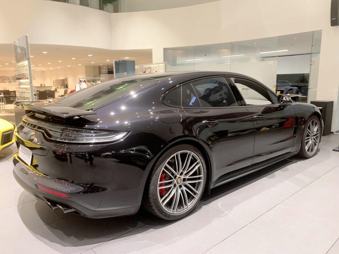 帕美panamera gts 91三段式大尾翼 !