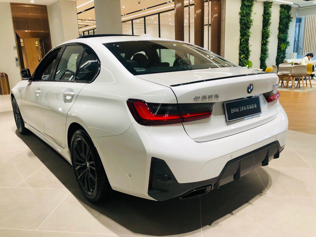 宝马3系标轴325i,运动基因一触即发73