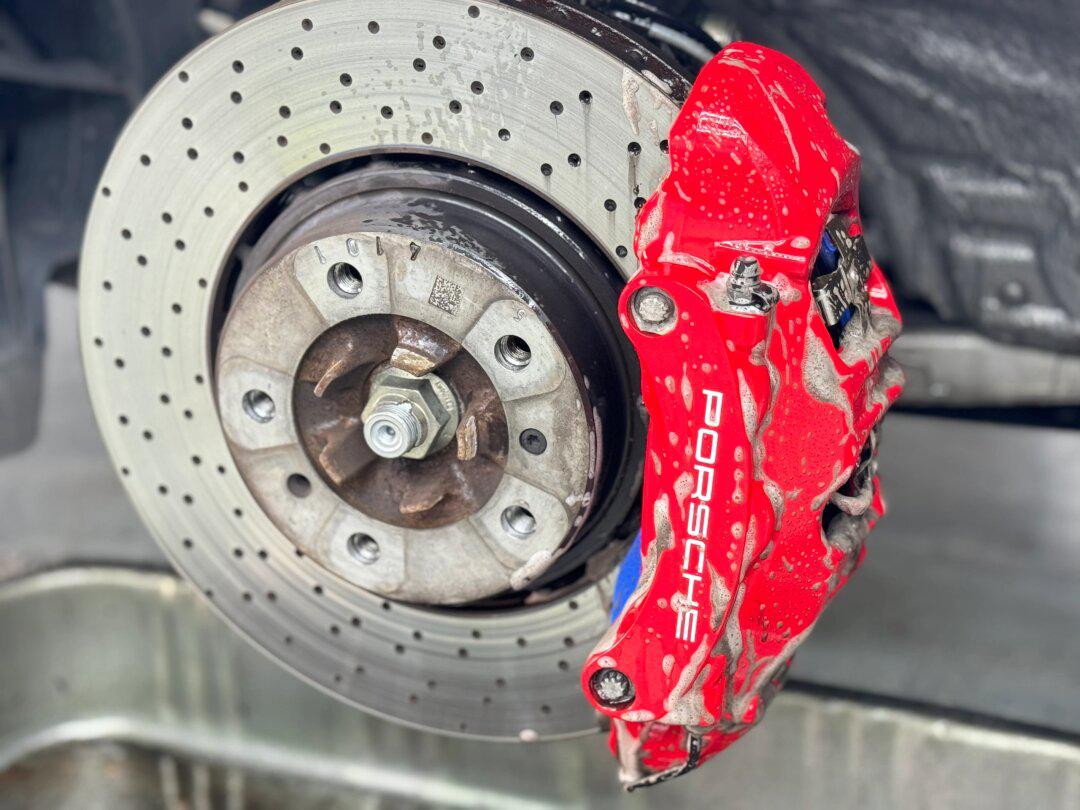 保时捷992 endless 前后刹车片