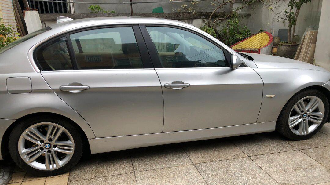 宝马e90 325i原厂大饼置换f30轮毂