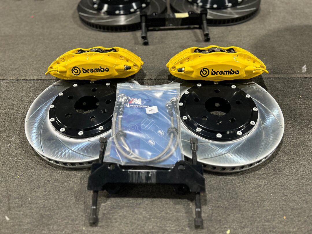 布雷博 大4活塞卡钳