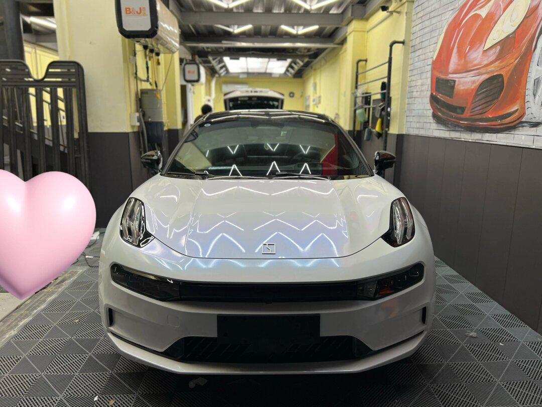 极氪001·(钻石白魅蓝)完工