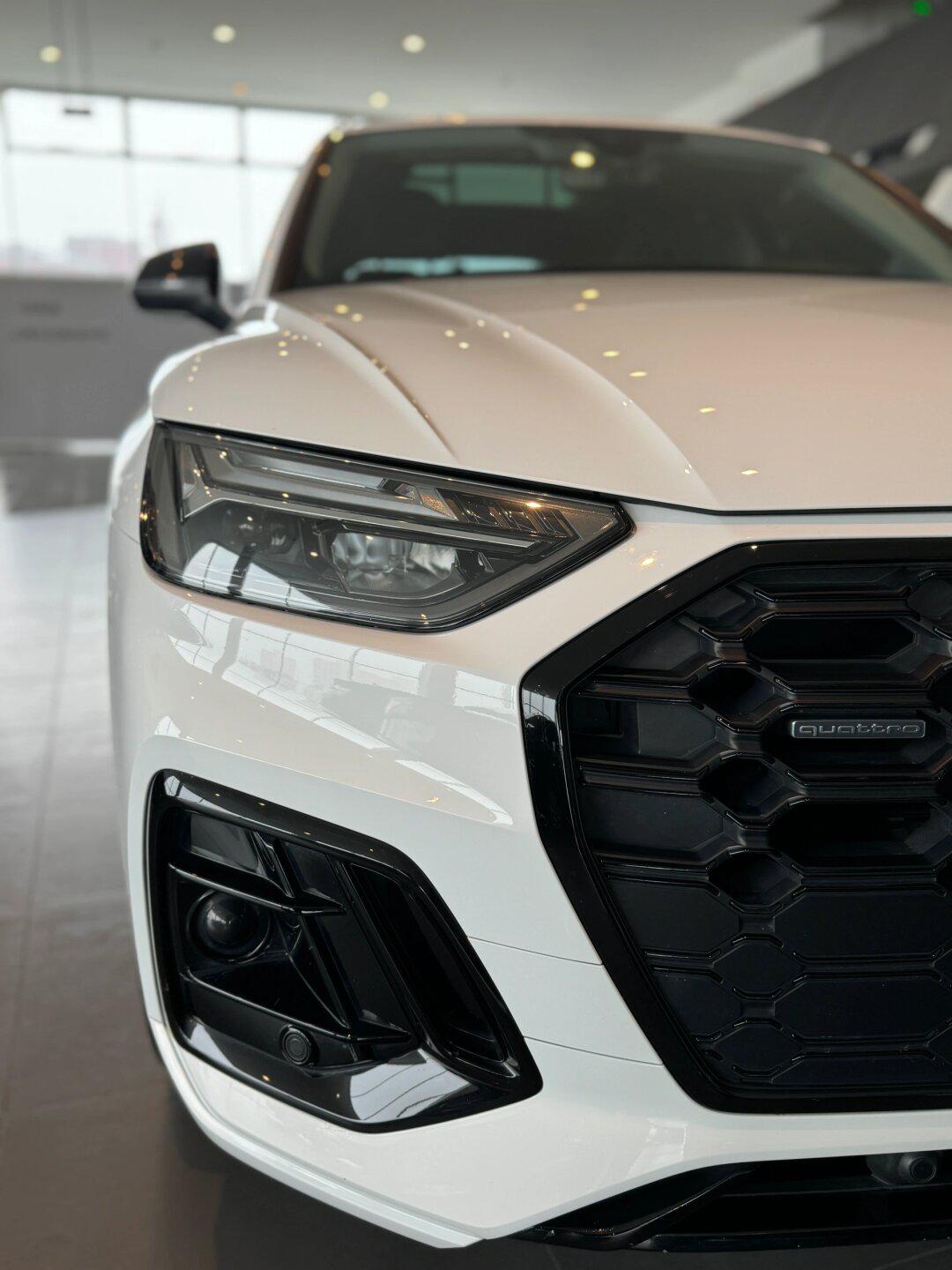 上海二手车 21款奥迪q5l 45t豪华动感型