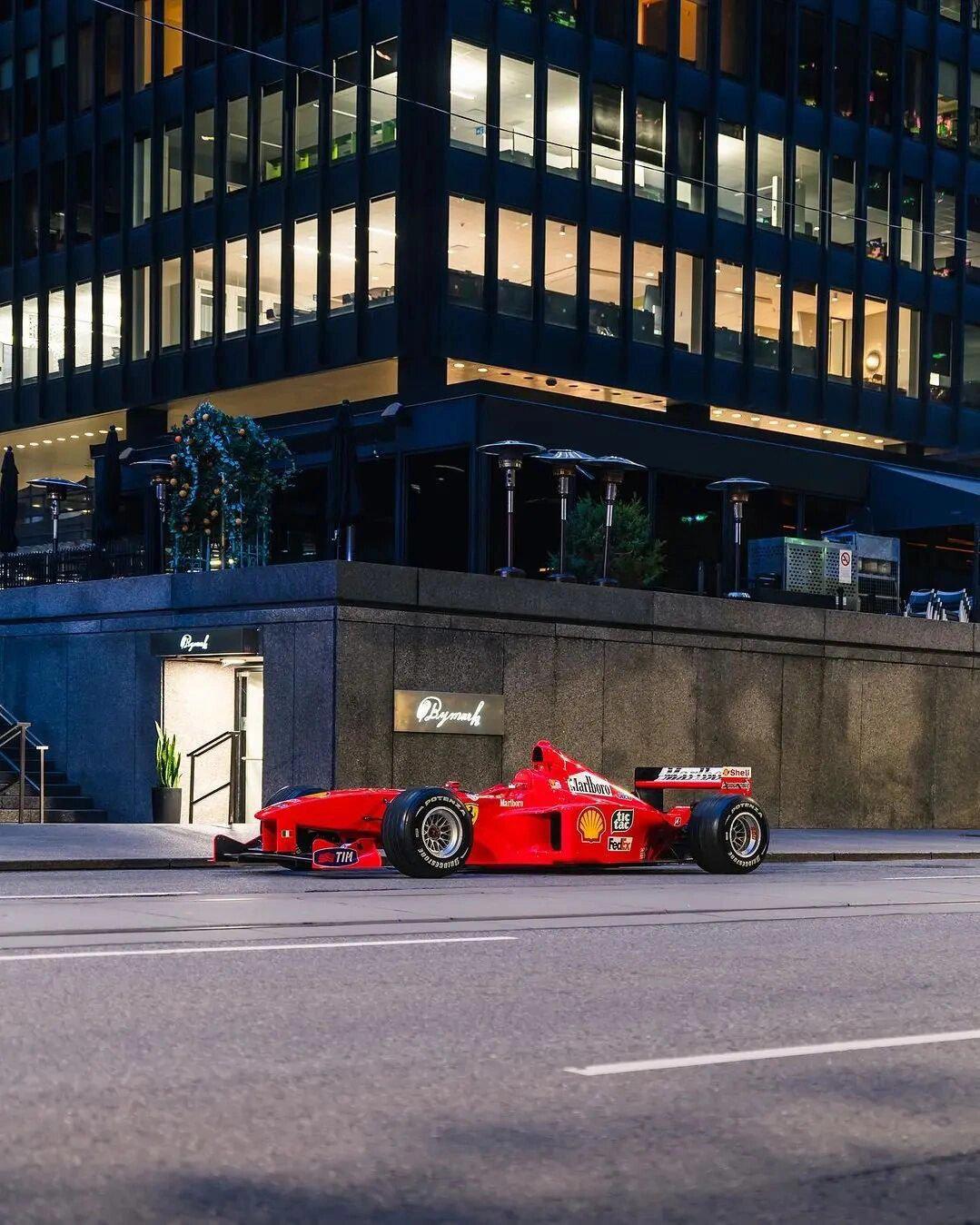 迈克尔·舒马赫的传奇法拉利f39991 车王已经出事10年了….