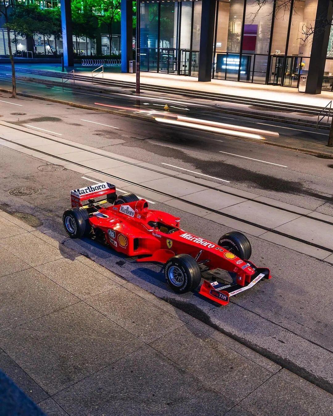 迈克尔·舒马赫的传奇法拉利f39991 车王已经出事10年了….