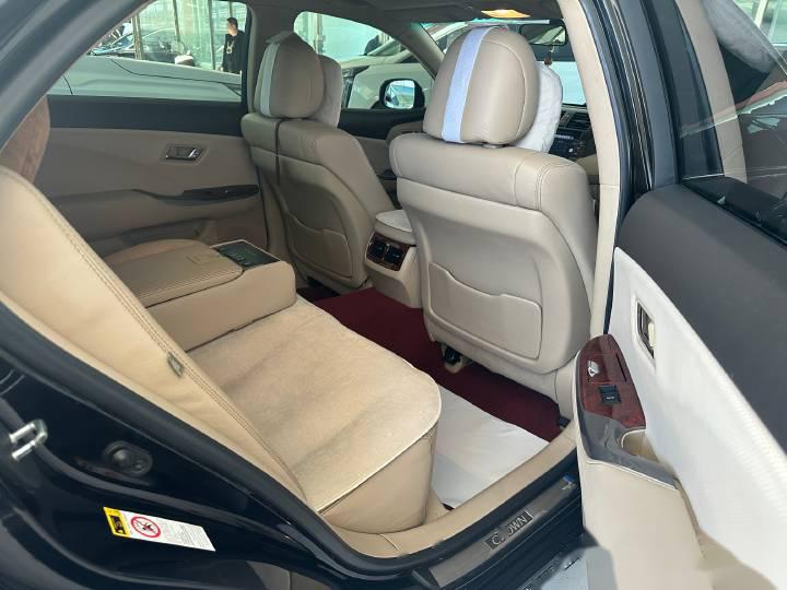 13代皇冠这个内饰成色太新了