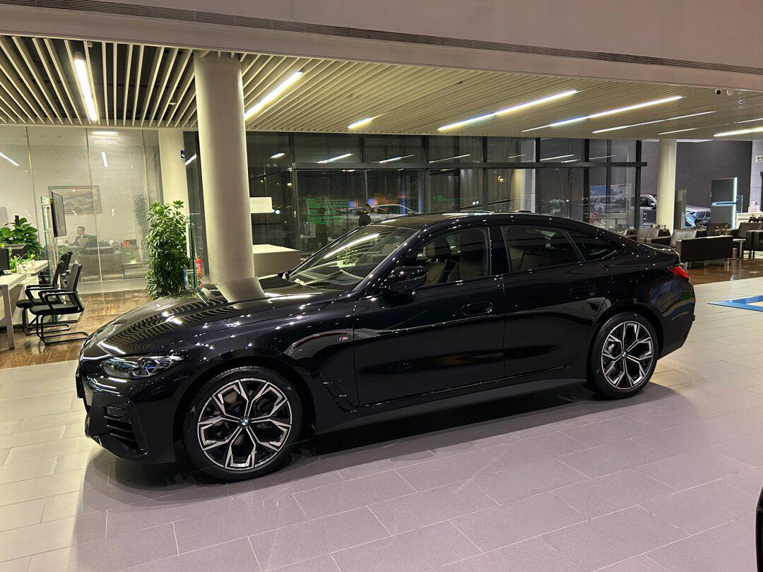 宝马4系 425i 430i现车现车,优惠多多