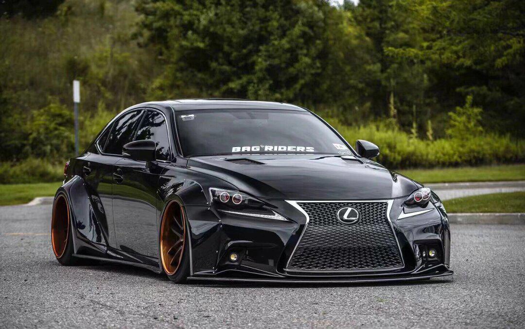 雷克萨斯·is|加油