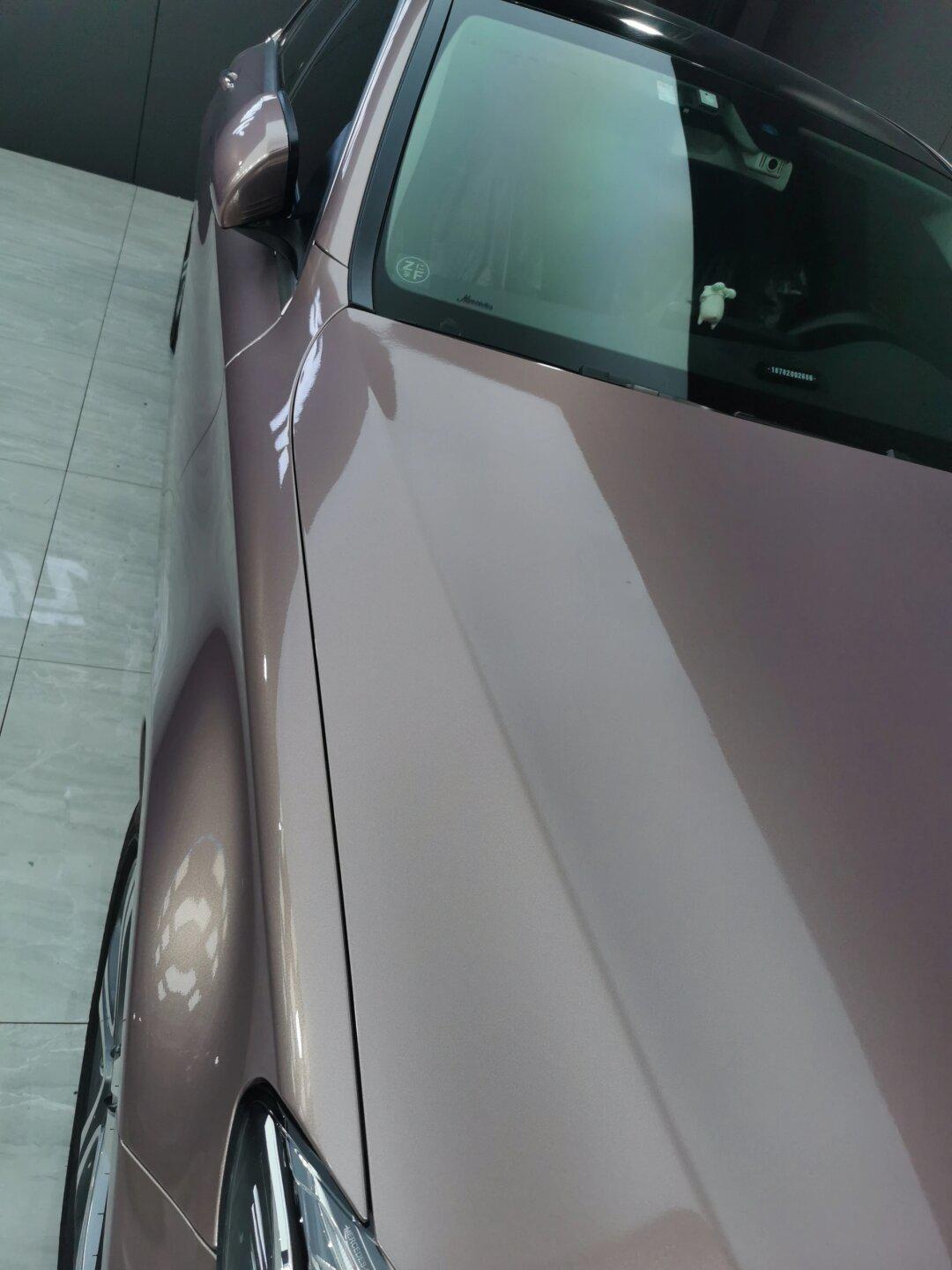 奔驰c260超亮金属冰莓粉