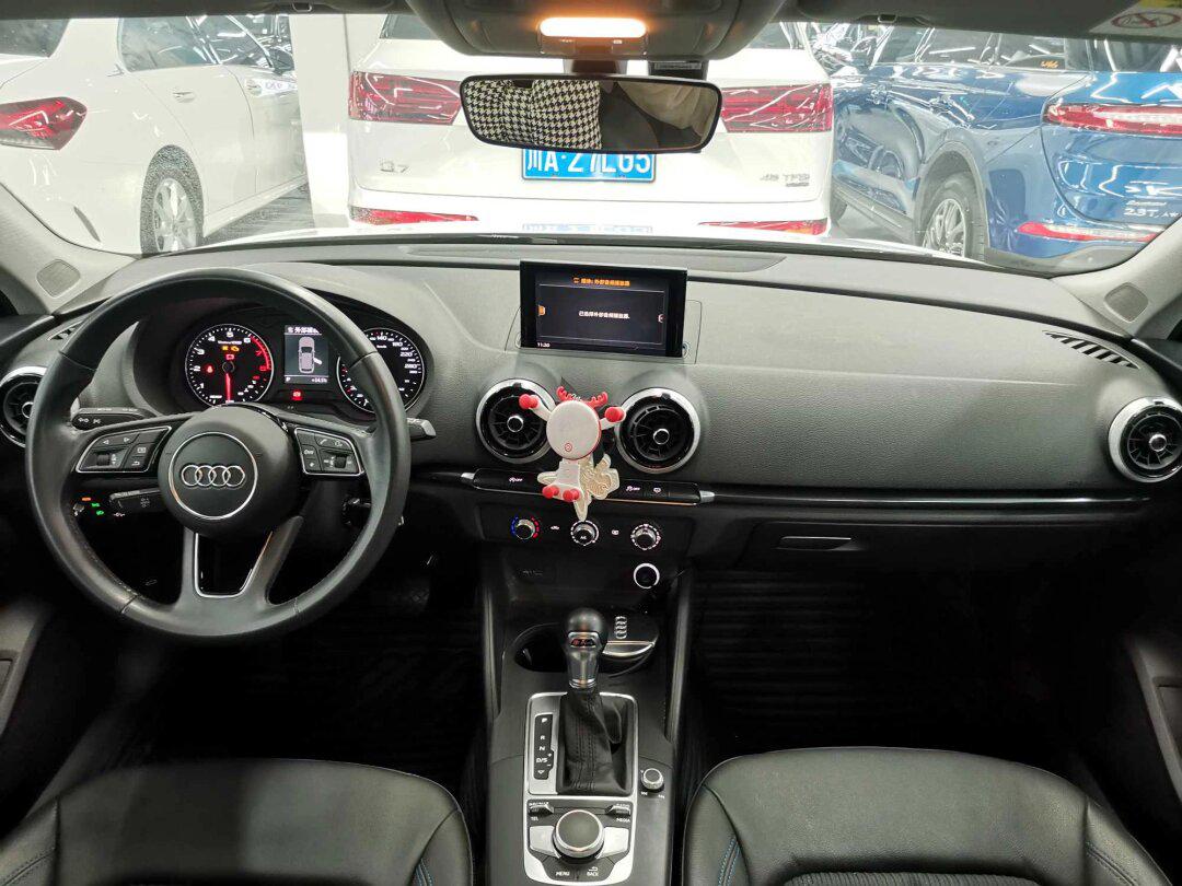 2020年奥迪a3 两厢时尚型.祖传1.4t777速双离合.