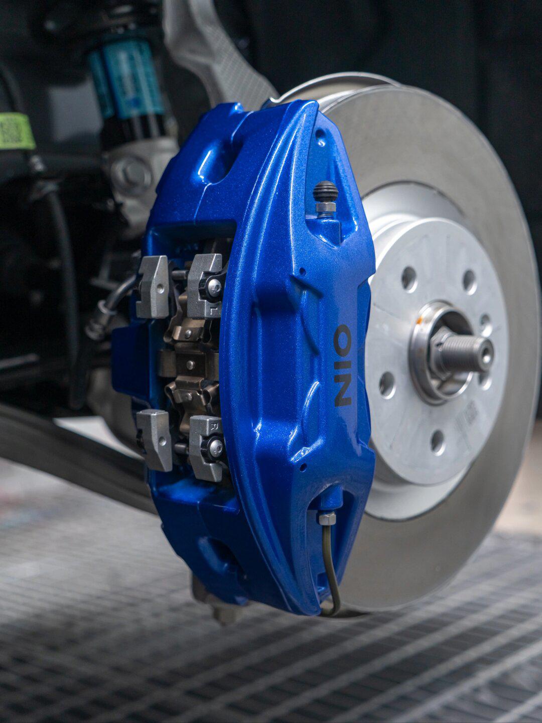 情绪稳定的颜色97蔚来ec6卡钳改色