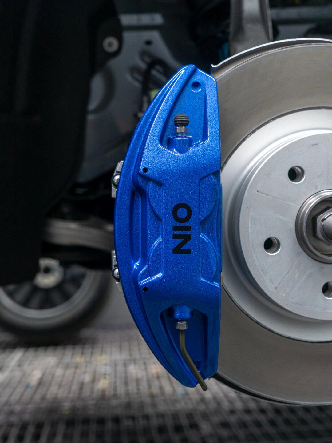 情绪稳定的颜色97蔚来ec6卡钳改色