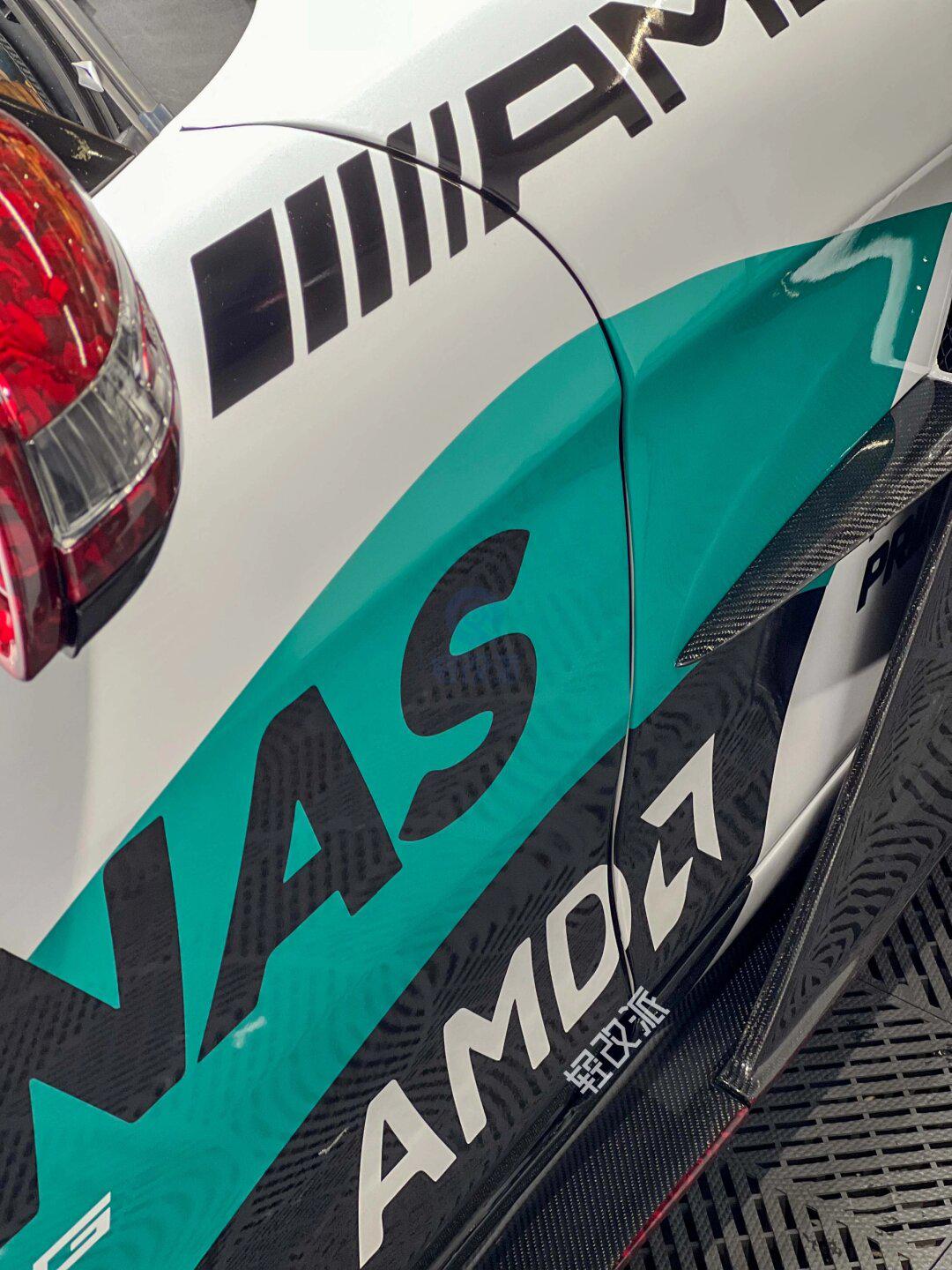 比帅气?奔驰amg gt赛道涂装申请出战