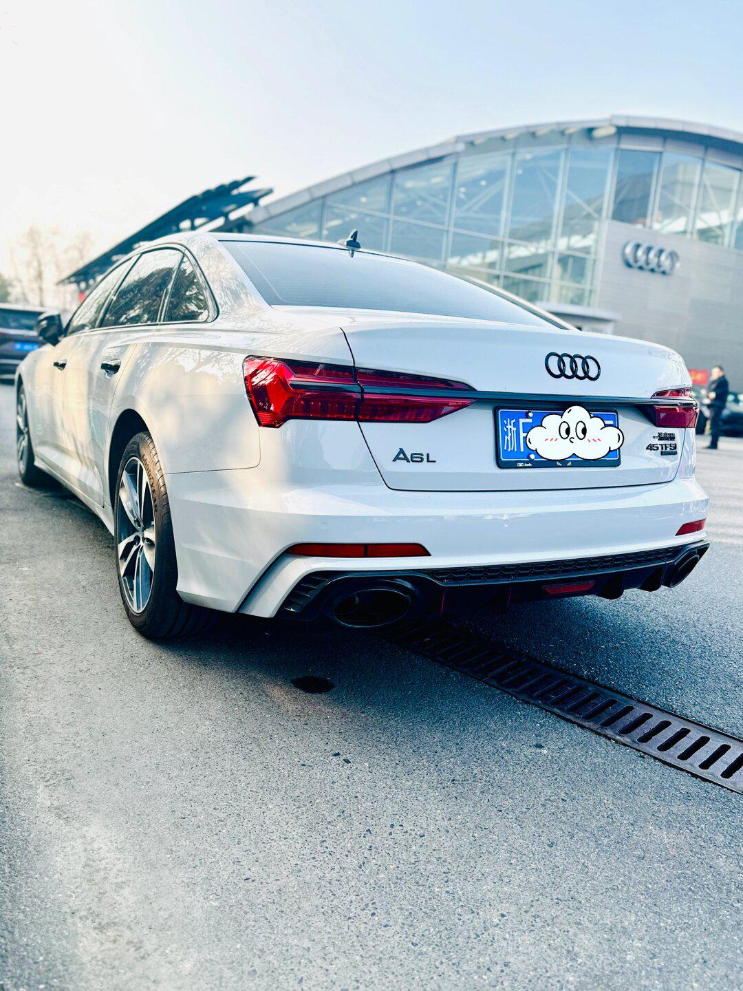 白色奥迪a6l,真的没人爱吗?