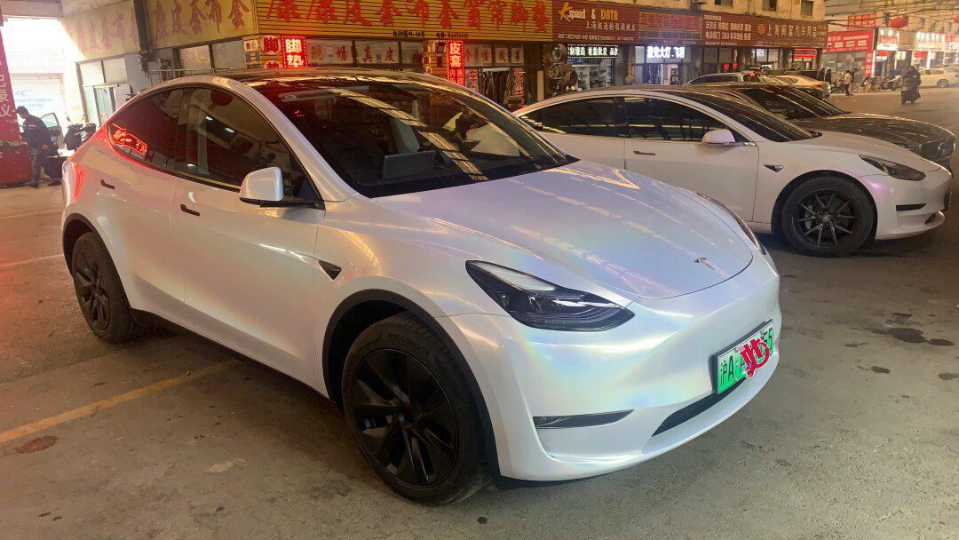 特斯拉modely改色pet七彩镭射白_model y社区_易车社区