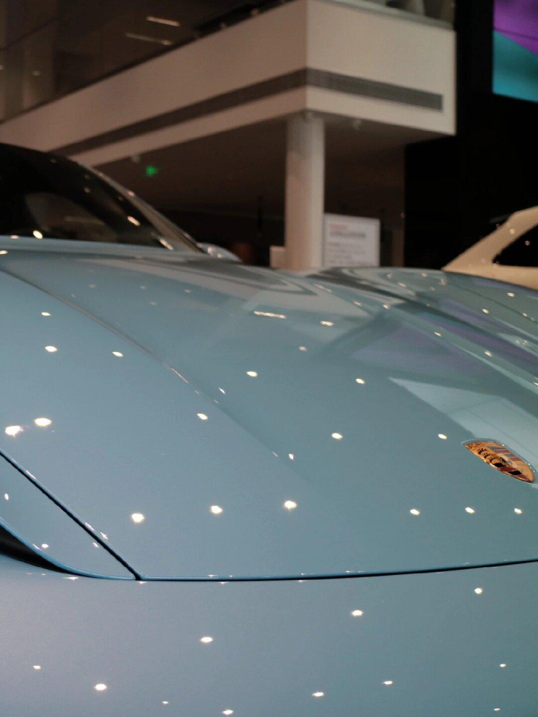 现车推荐|保时捷 冰晶蓝 taycan 纯电轿跑