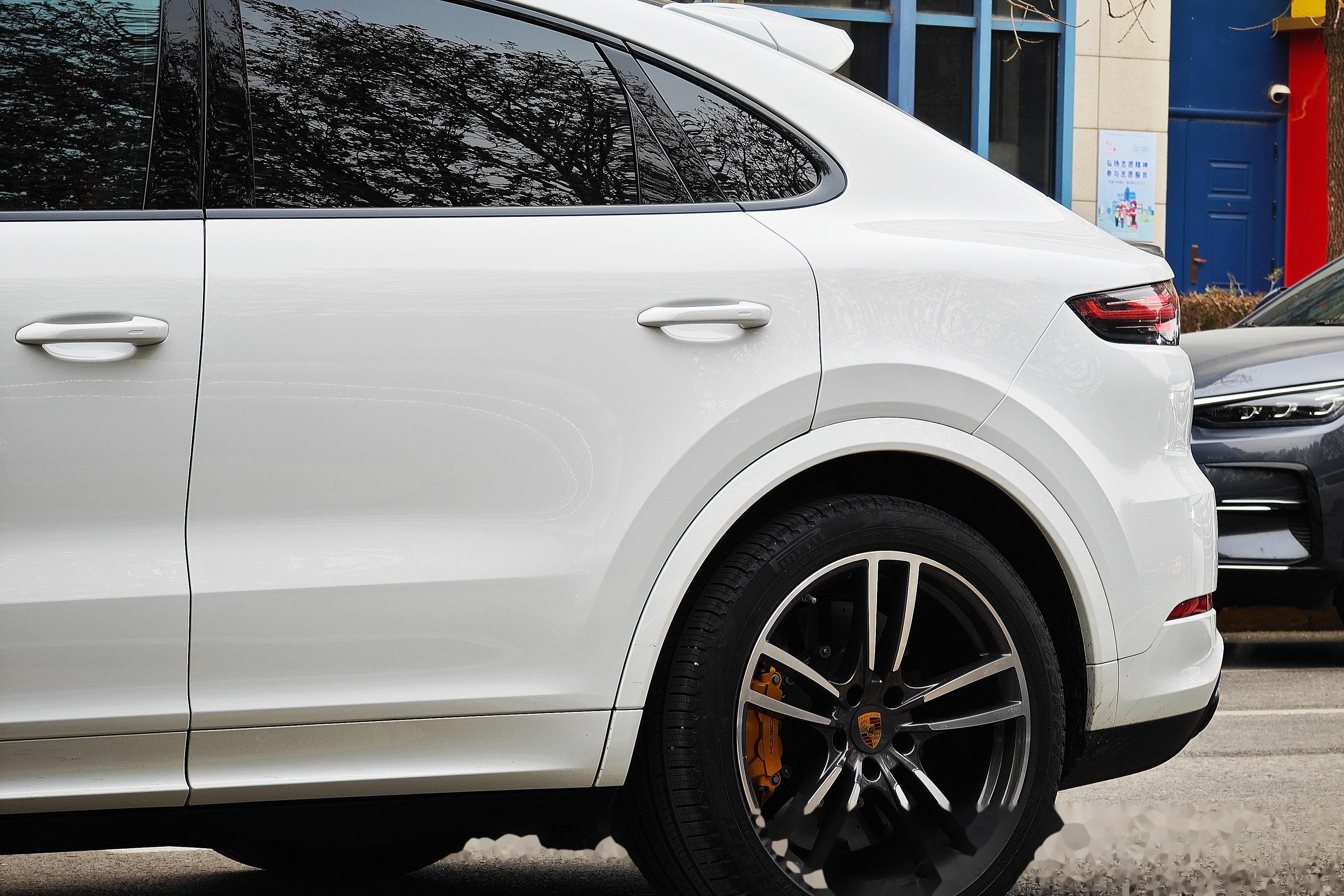 cayenne coupe turbo,卡宴家族仅次于turbo gt第二快的车_保时捷