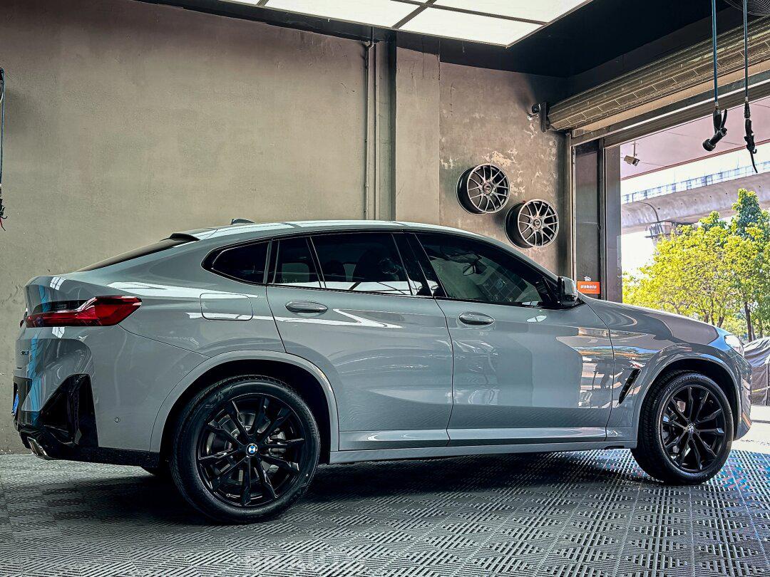 宝马轮毂改色烤漆