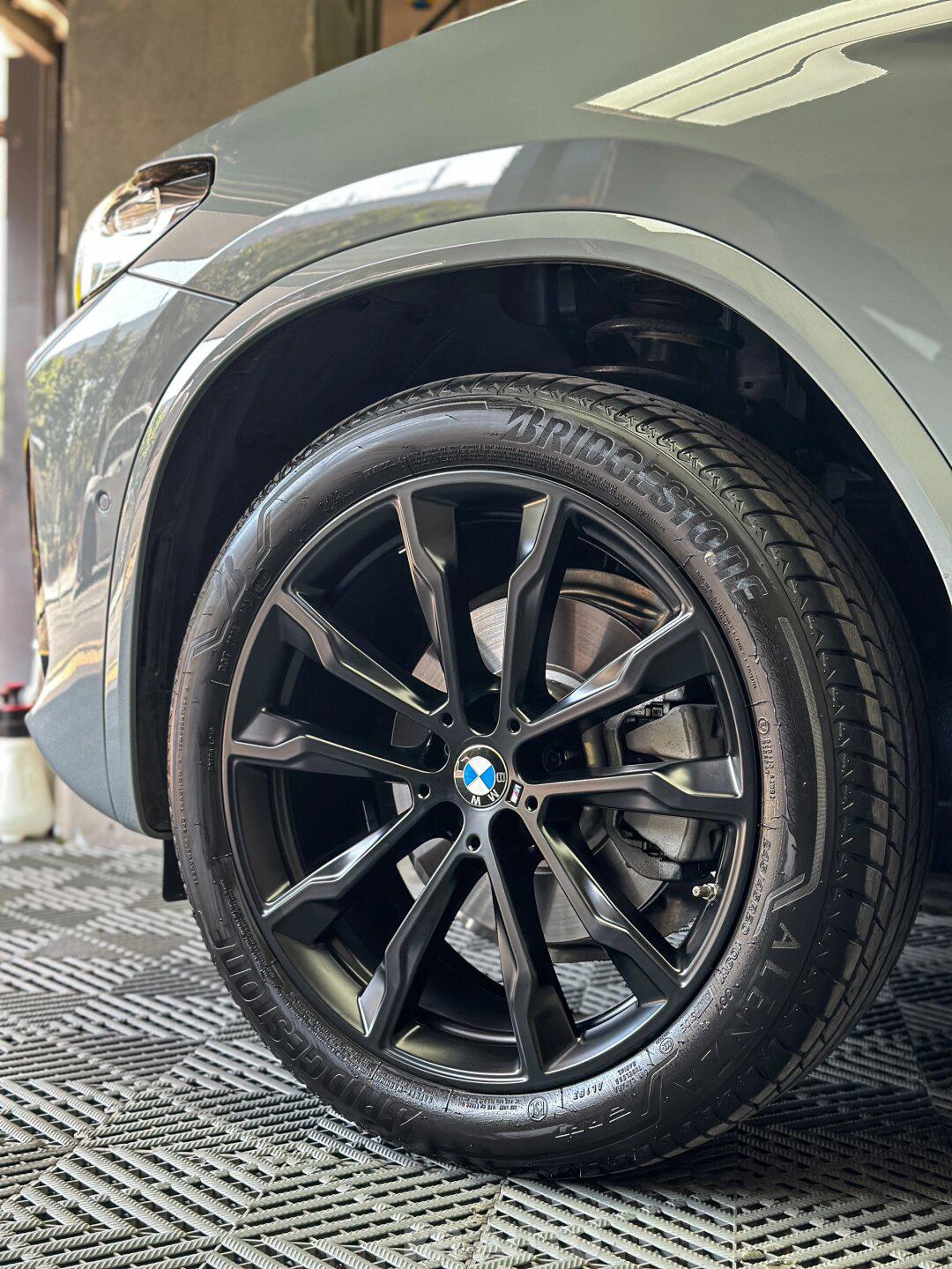 宝马轮毂改色烤漆