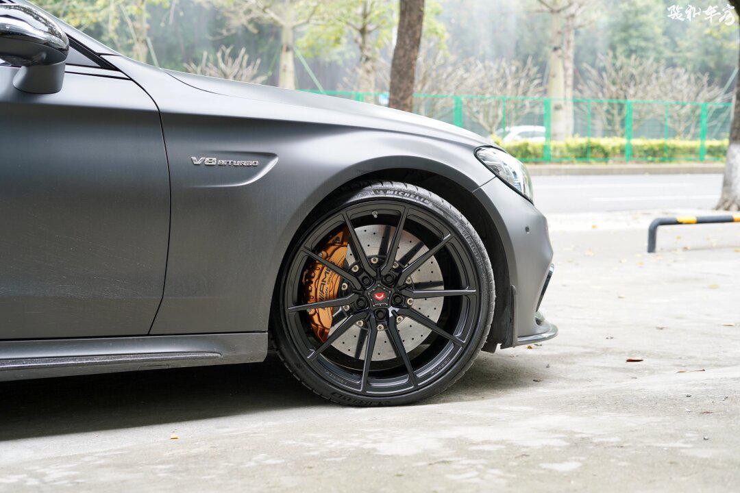 奔驰 w205 c63轮毂升级 9694vossen hf6-1