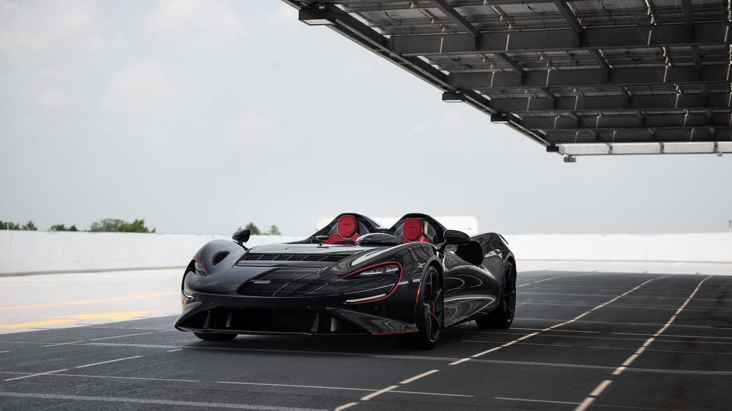 黑红配的迈凯伦elva非常帅!