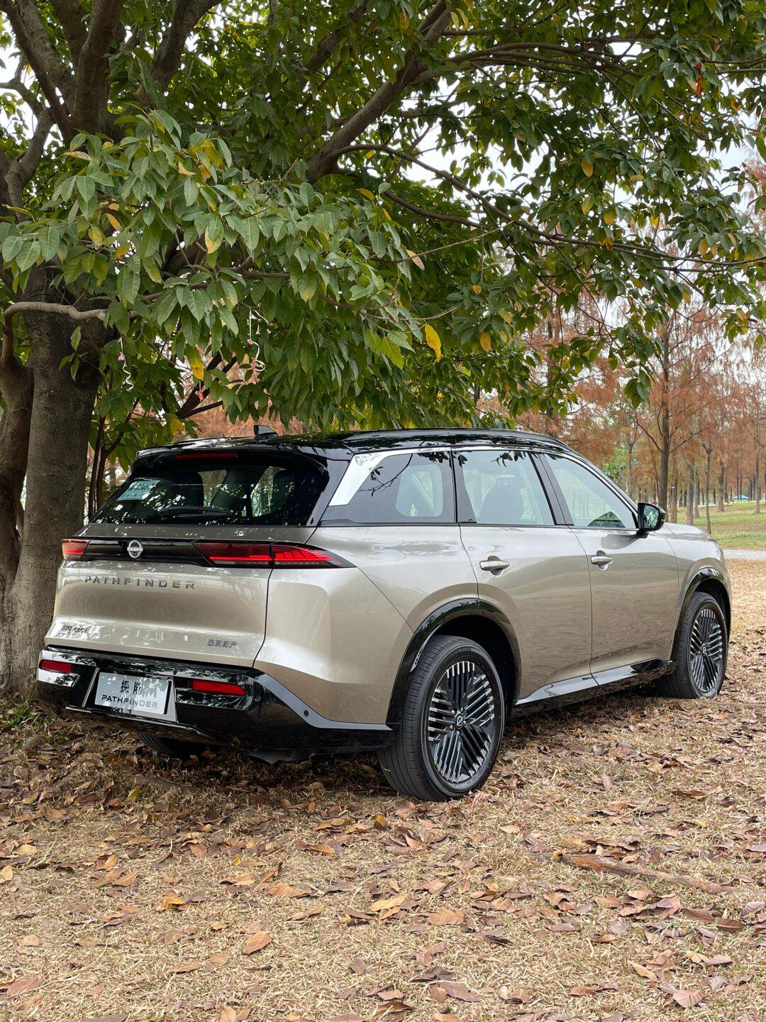 日产探陆pathfinder