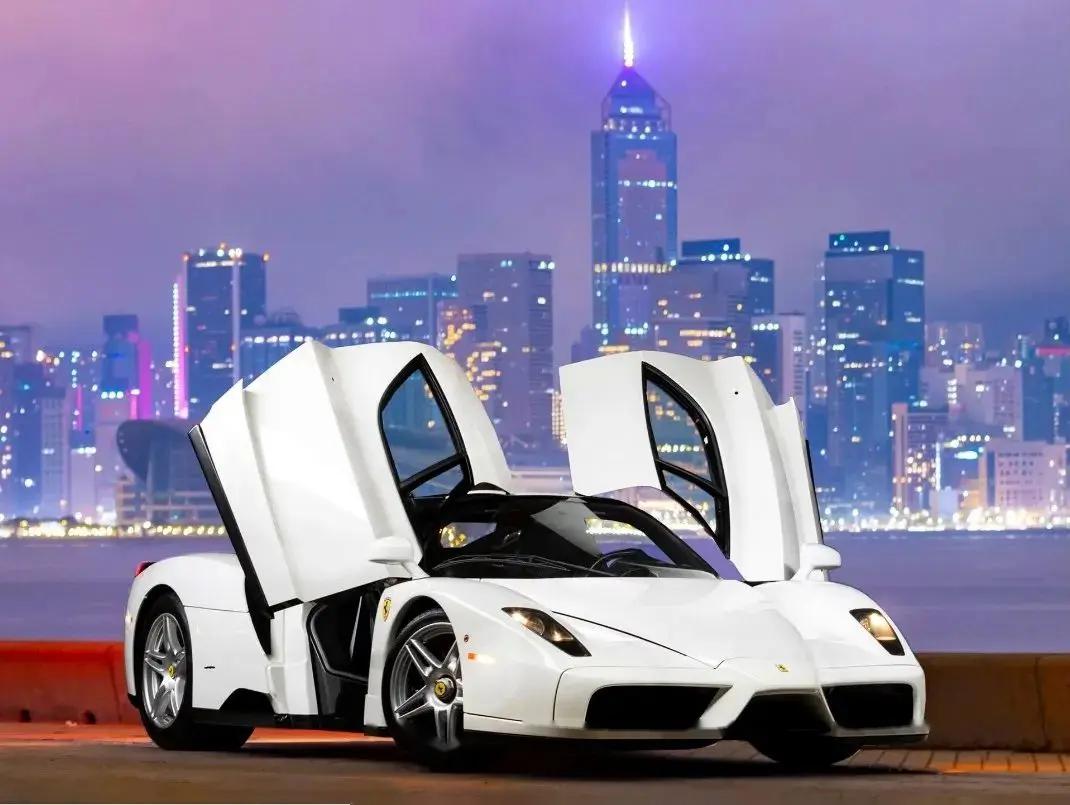 不管你是不是法拉利粉丝,「ferrari enzo」是少数可以让人记住它的名