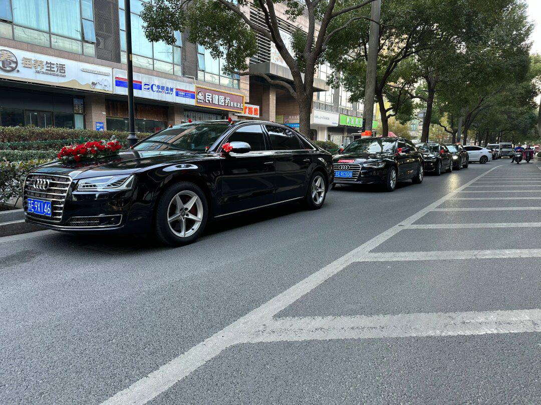 招募苏州婚车挂靠驾驶员,兼职赚钱,车型如下