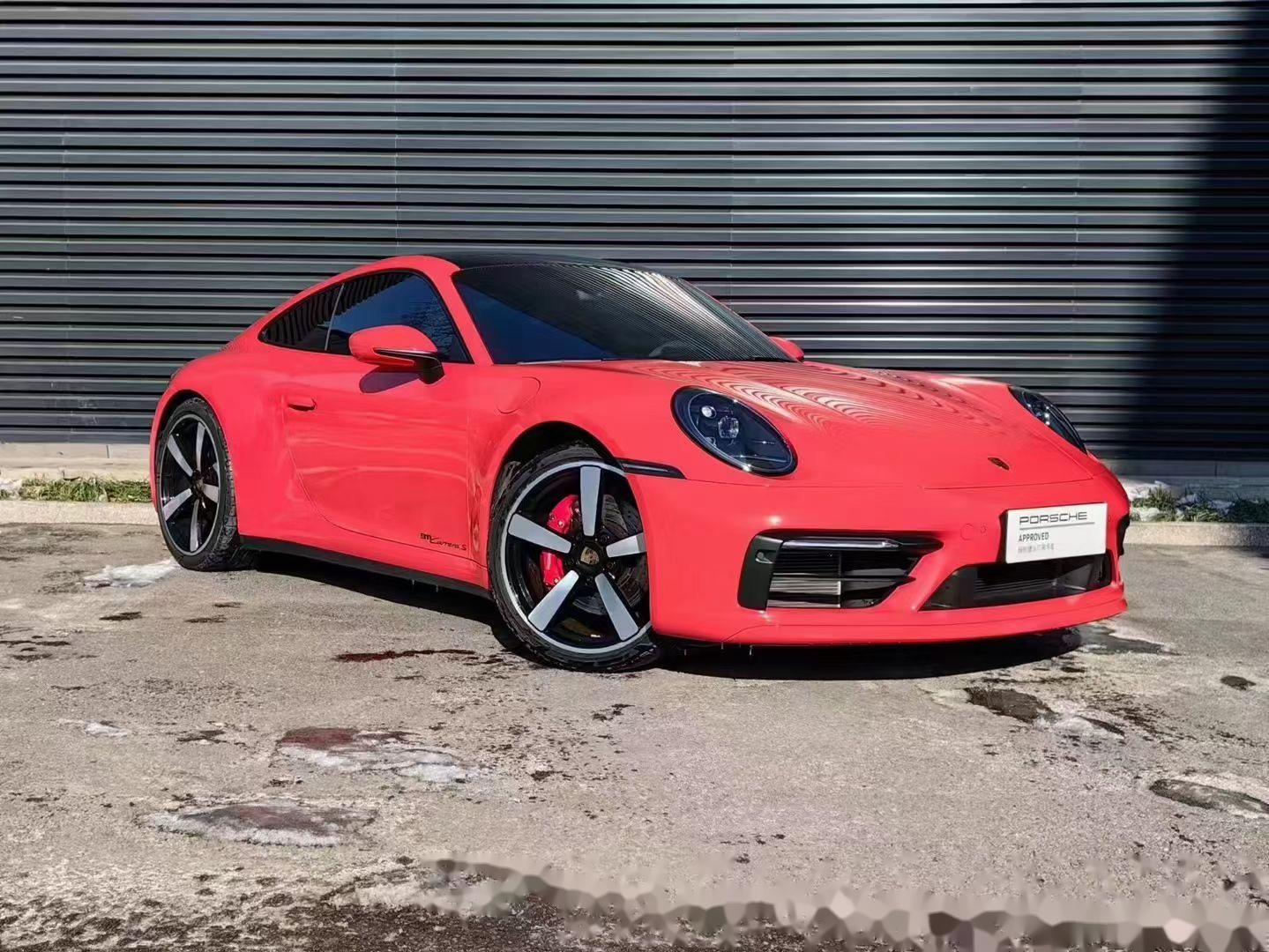 我第一次卖911就是胭脂红的 一晃过去4年了 保时捷91